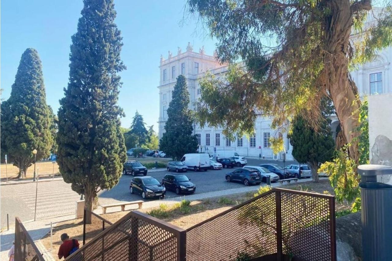 Almirante24 - Apartment With Garden - Ajuda Palace & Royal Treasure Museum リスボン エクステリア 写真